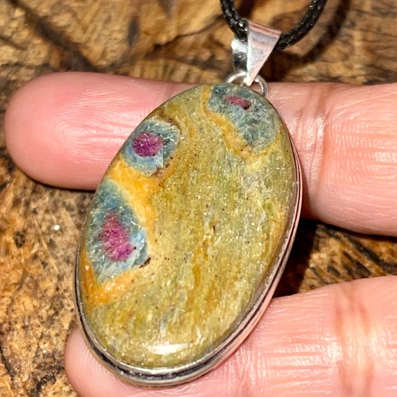 Ruby Fuchsite Pendant 2” - Picture 12 of 14